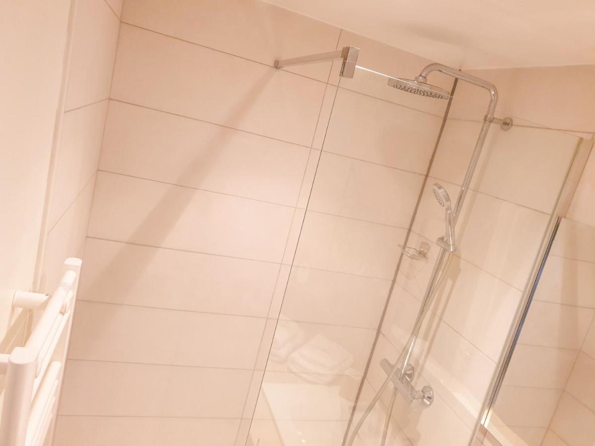 אולה Spacieux Appartement Au Calme 15Min Sud De Lyon Proche Metro Et Gare Confluence Aquarium Gerland מראה חיצוני תמונה